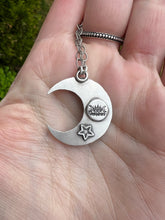 Load image into Gallery viewer, Little crescent moon necklace
